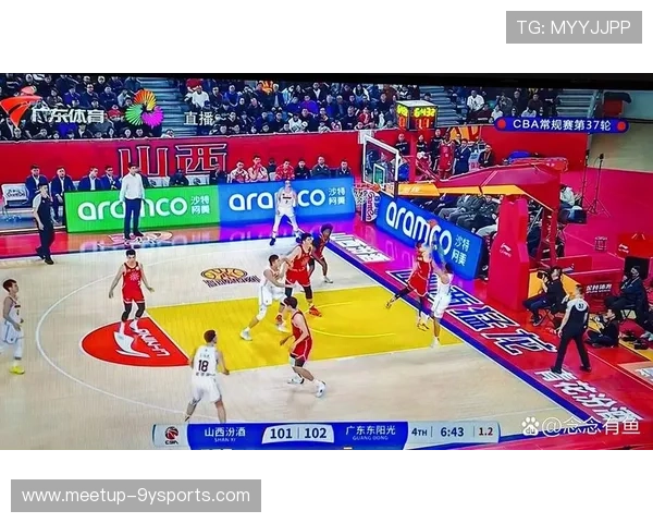 CBA常规赛焦点战：辽宁队逆转胜广东队引发全场热议